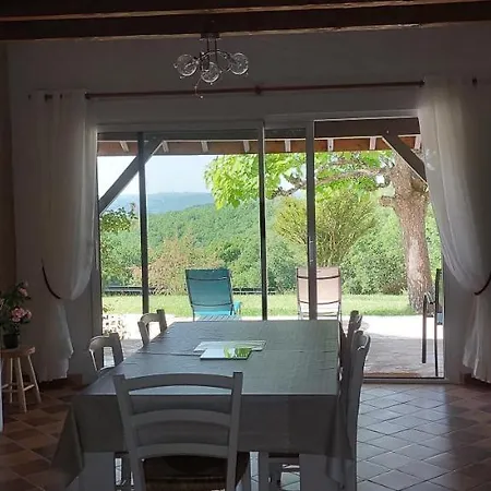 Combe Belle Holiday home